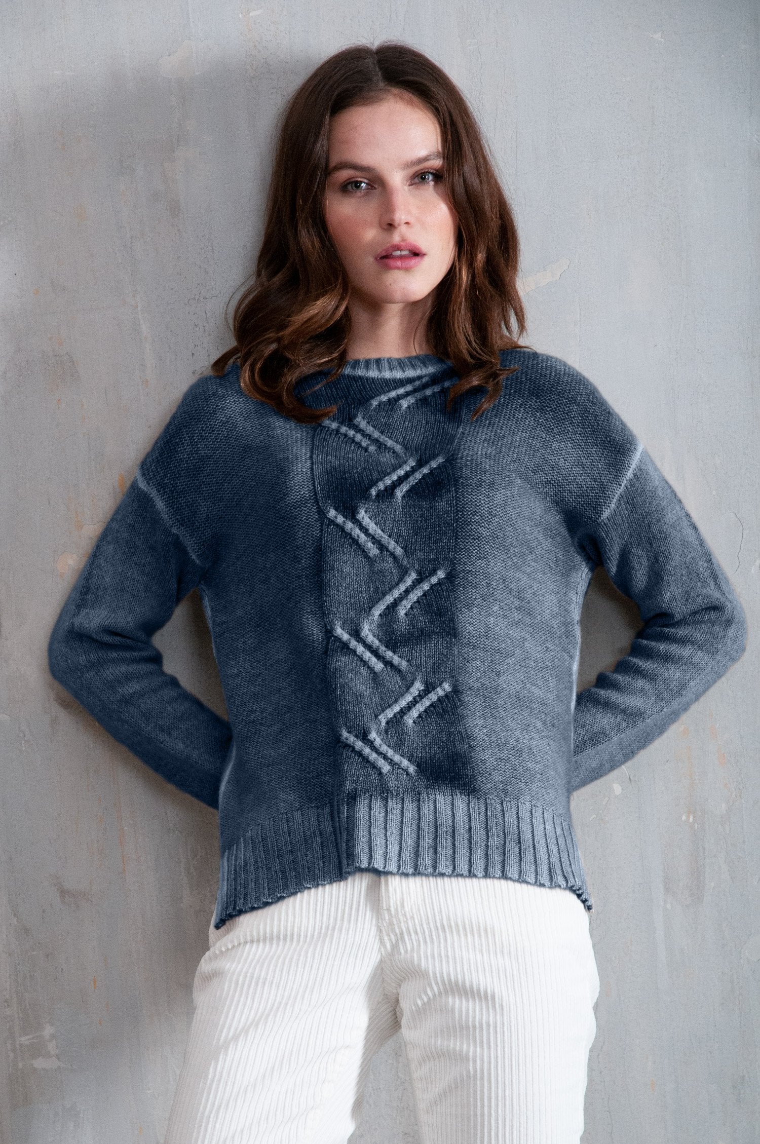 Copse Navy Spray Painted - Comfy Cable Sweater - Sweaters