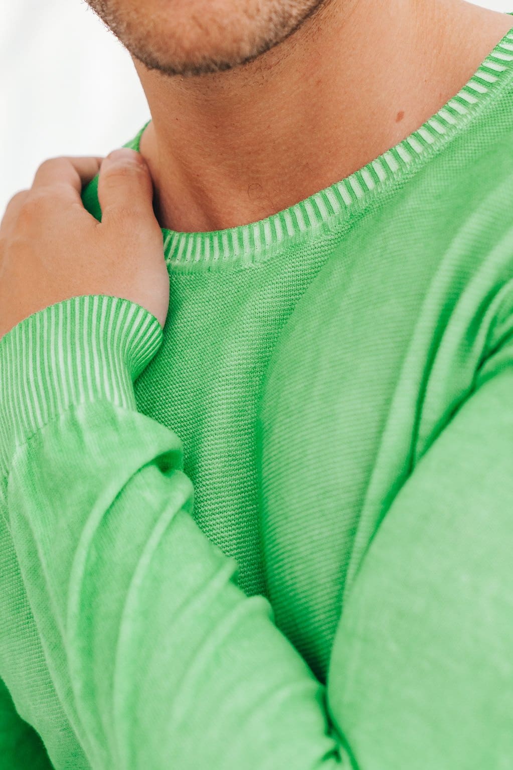 Lightweight Textured Crew Neck Sweater - Martinica -