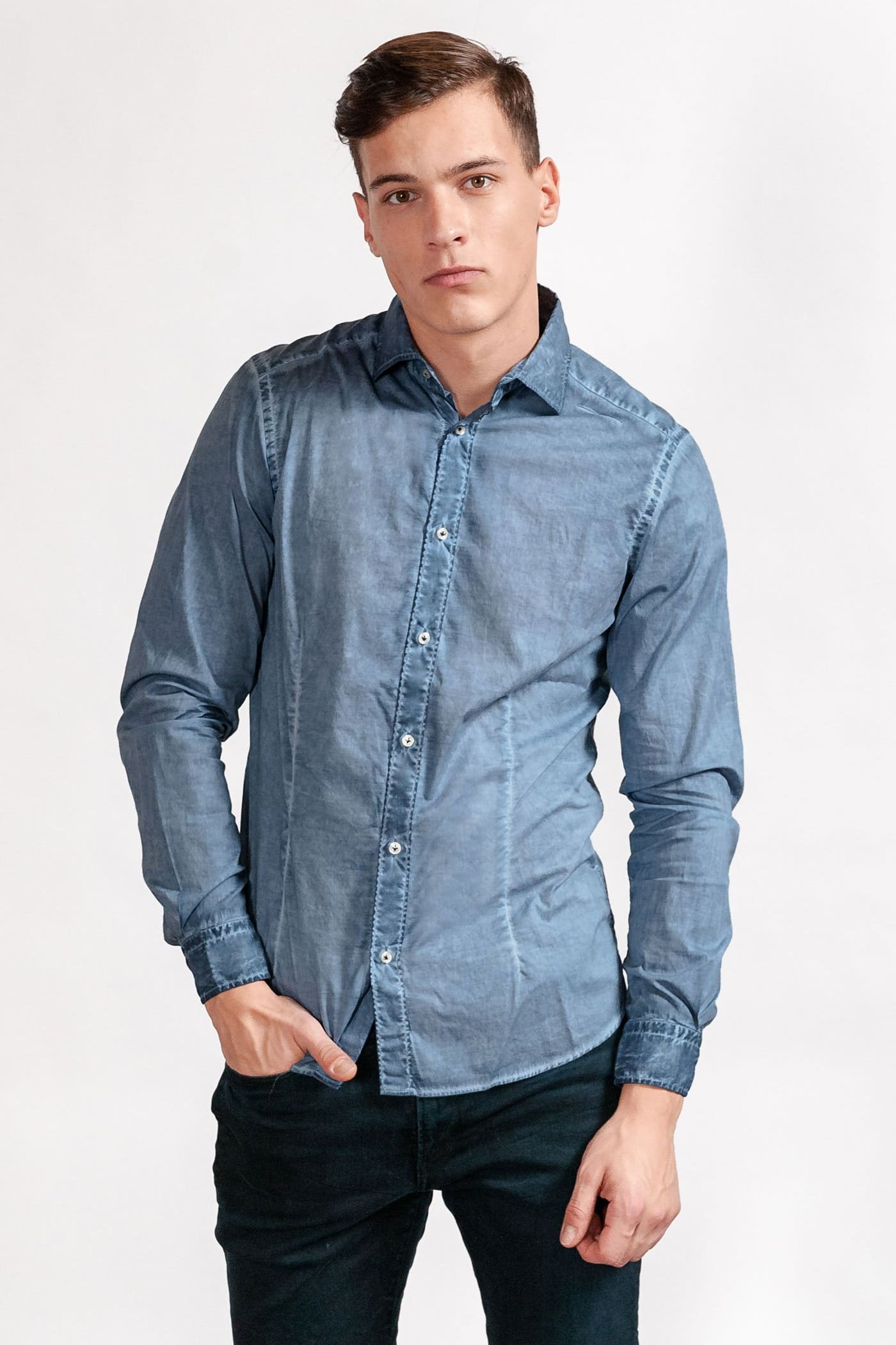 Slim-Fit Stretch Poplin Shirt - Dark Jeans - Shirts