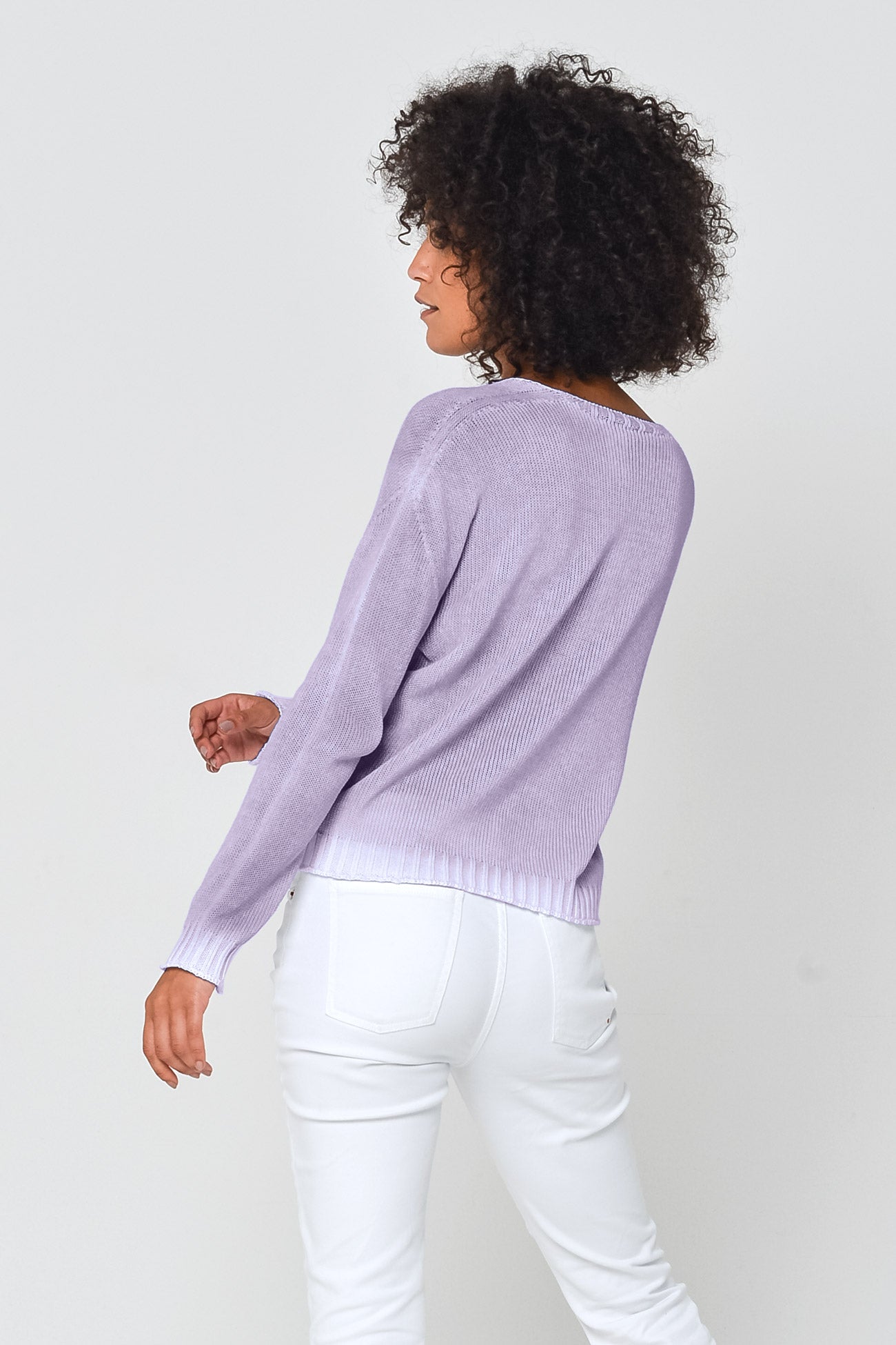 Spray Art Cogo V Knit in Mauve - Sweaters