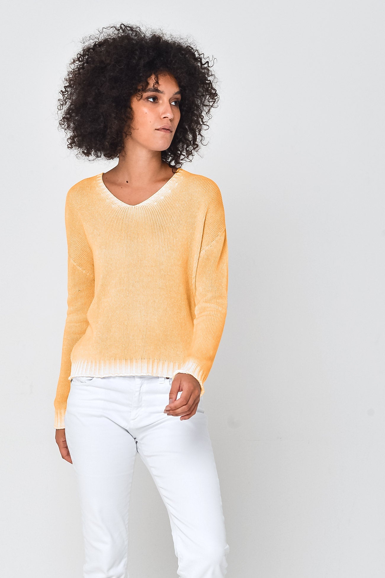 Spray Art Cogo V Knit in Sundance - Sweaters