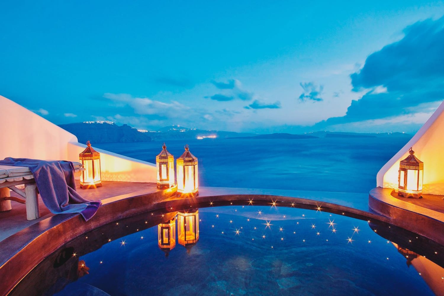 5 Top Luxury Resorts in the Greek Islands