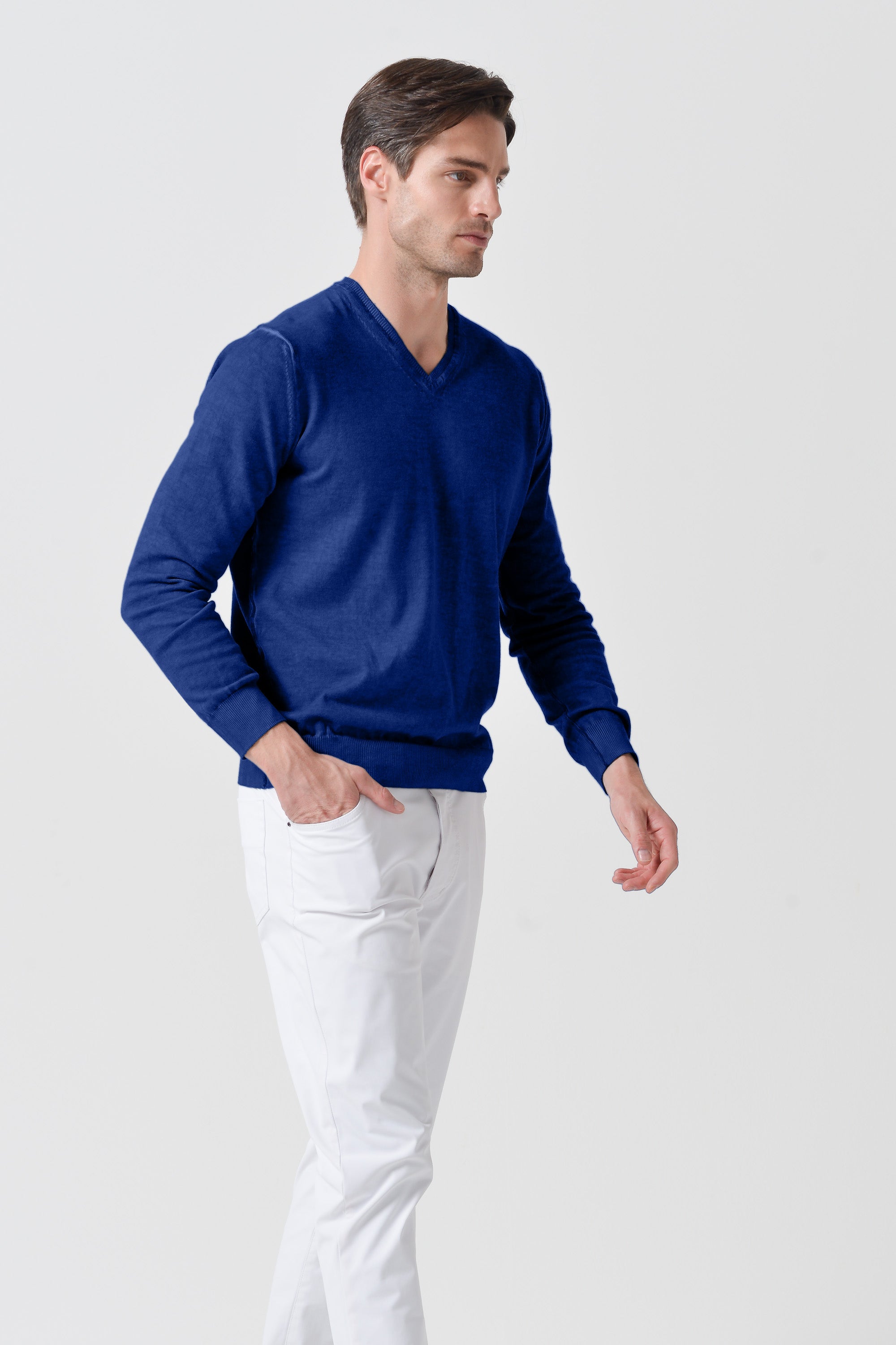 V-Neck Knit - Royal