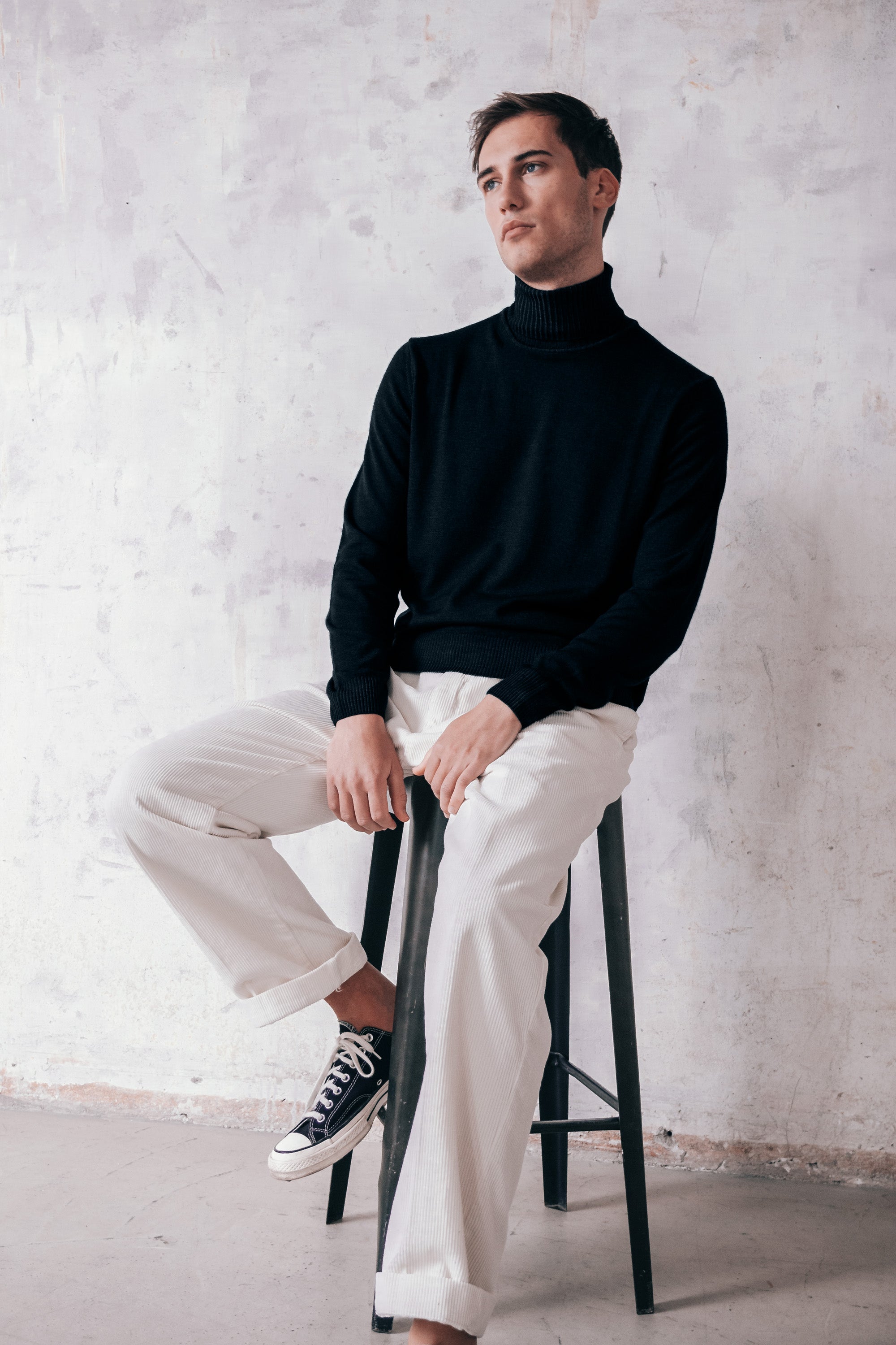 Haster - Extrafine Merino Wool Turtleneck Sweater - Abyss