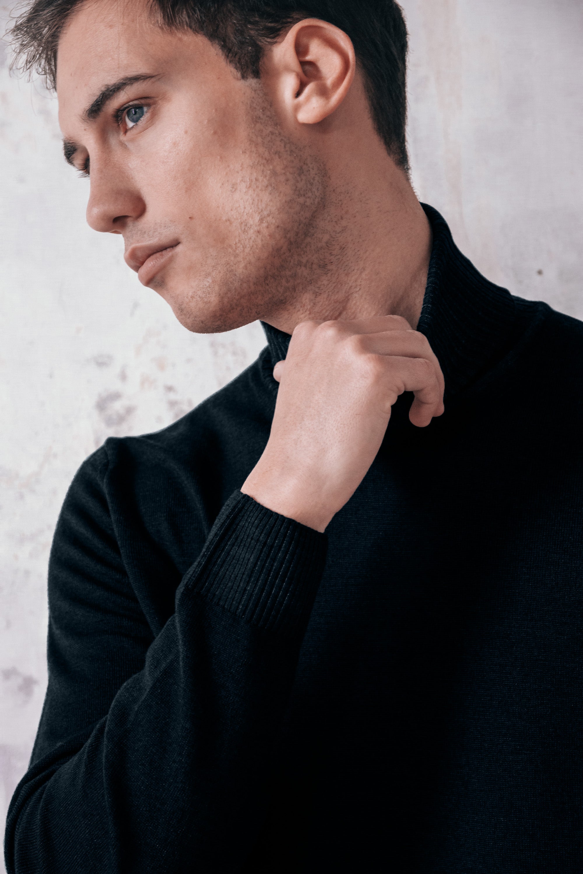 Haster - Extrafine Merino Wool Turtleneck Sweater - Abyss