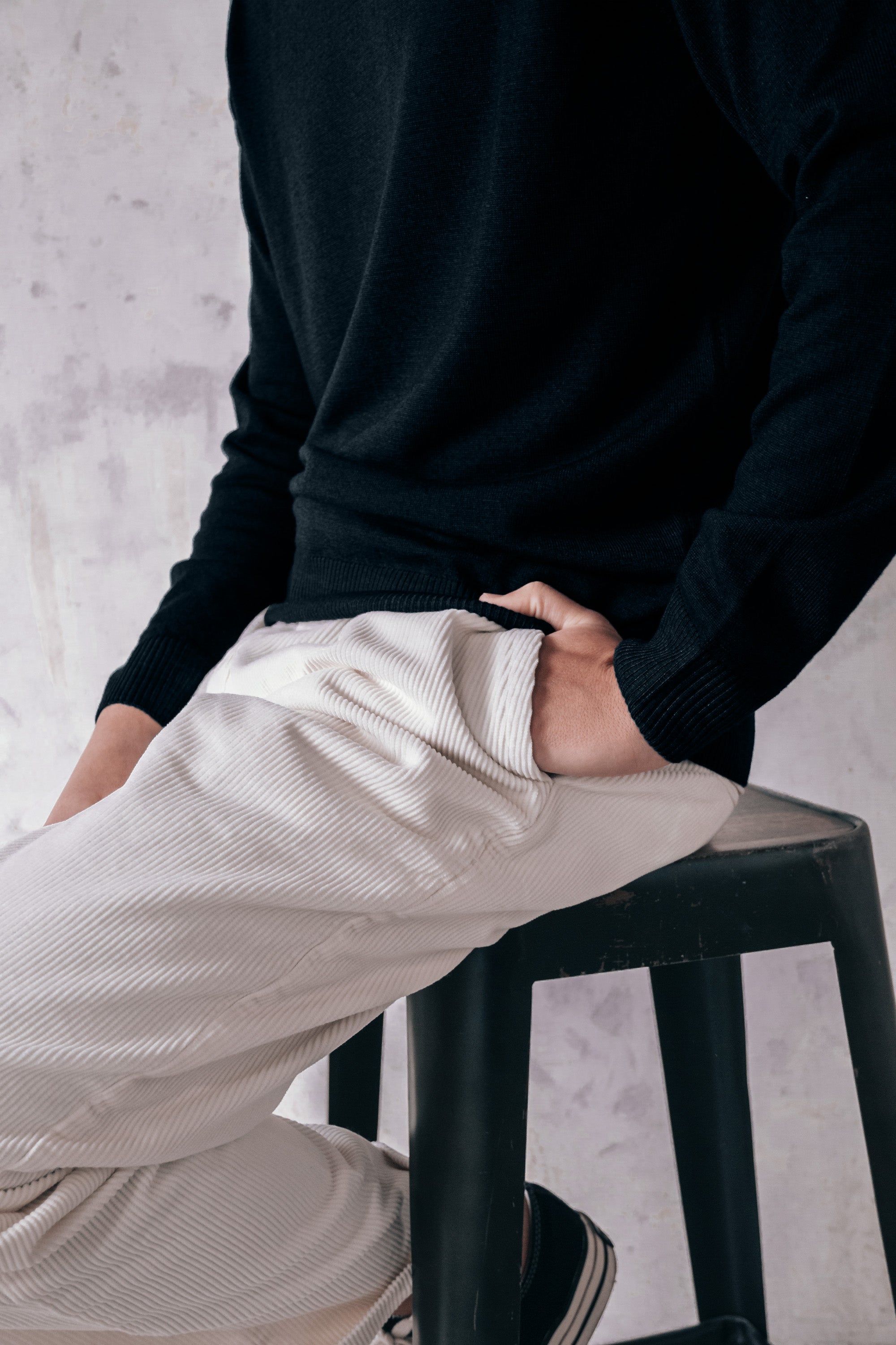 Haster - Extrafine Merino Wool Turtleneck Sweater - Abyss