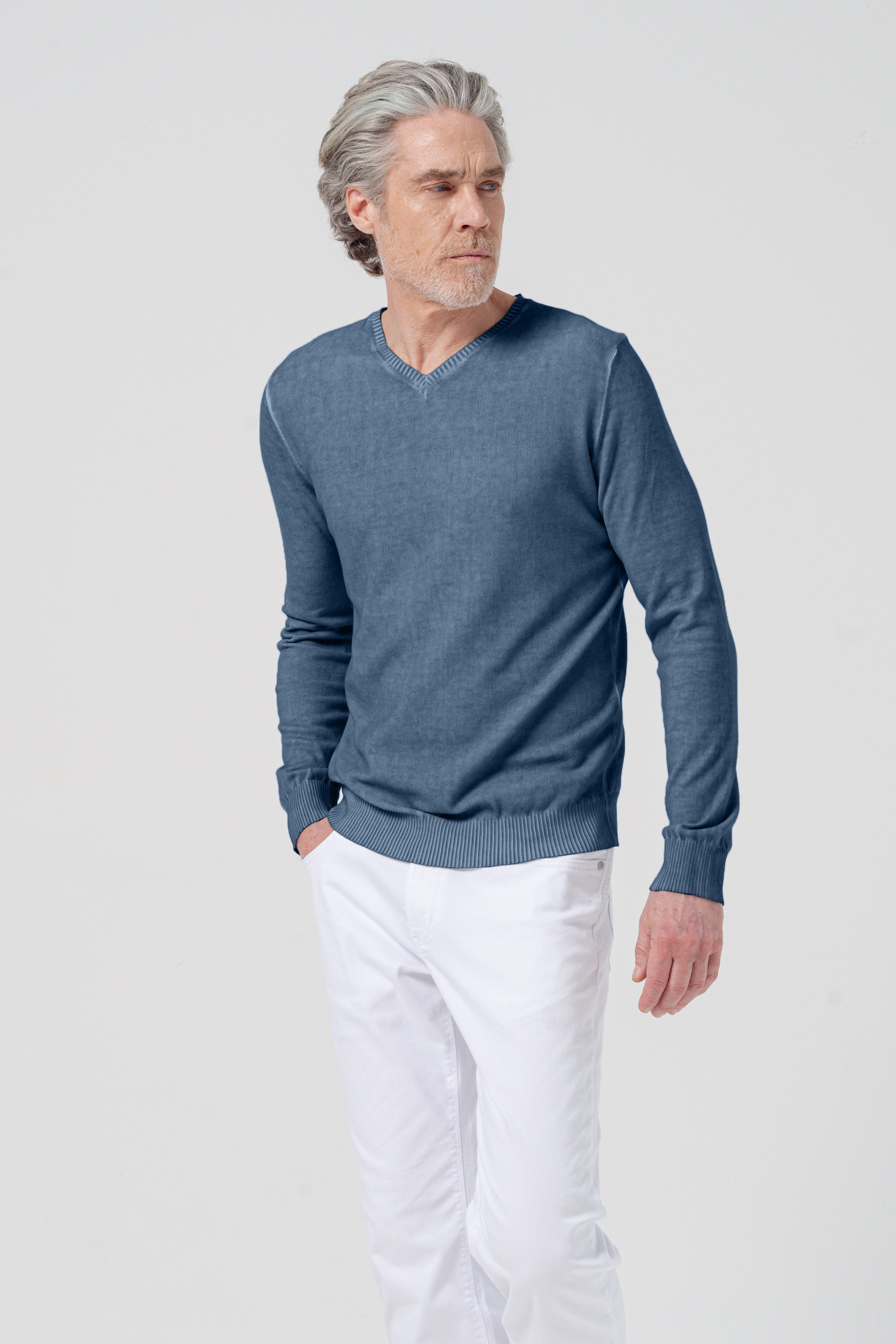 Micro Waffle V-Neck Knit - Jeans