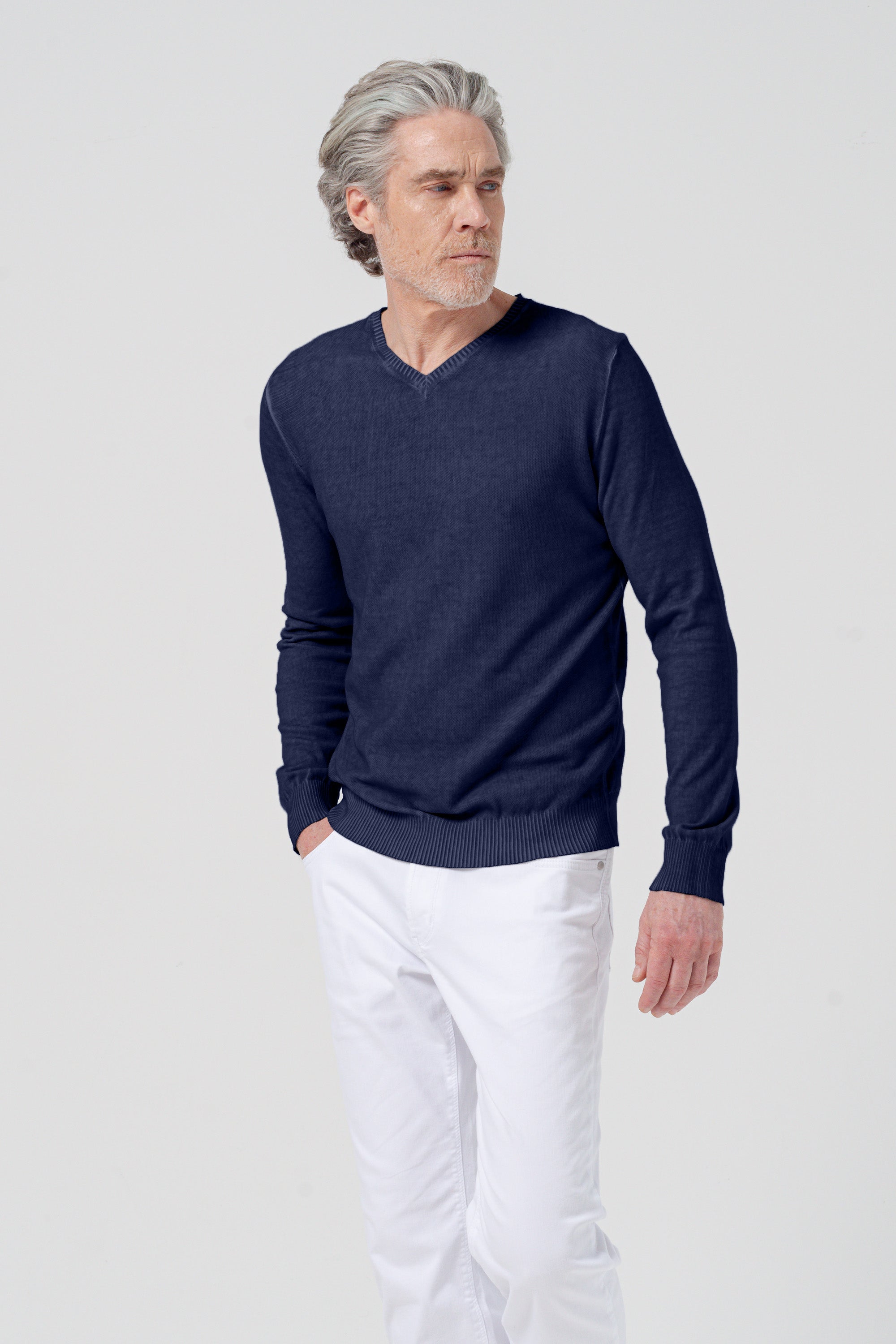 Micro Waffle V-Neck Knit - Navy