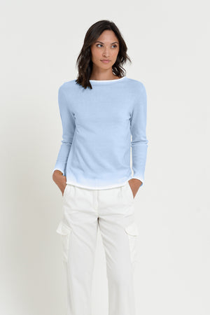 Monica Crewneck in Spray Art - Fiji