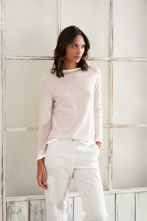 Monica Crewneck in Spray Art - Canapa
