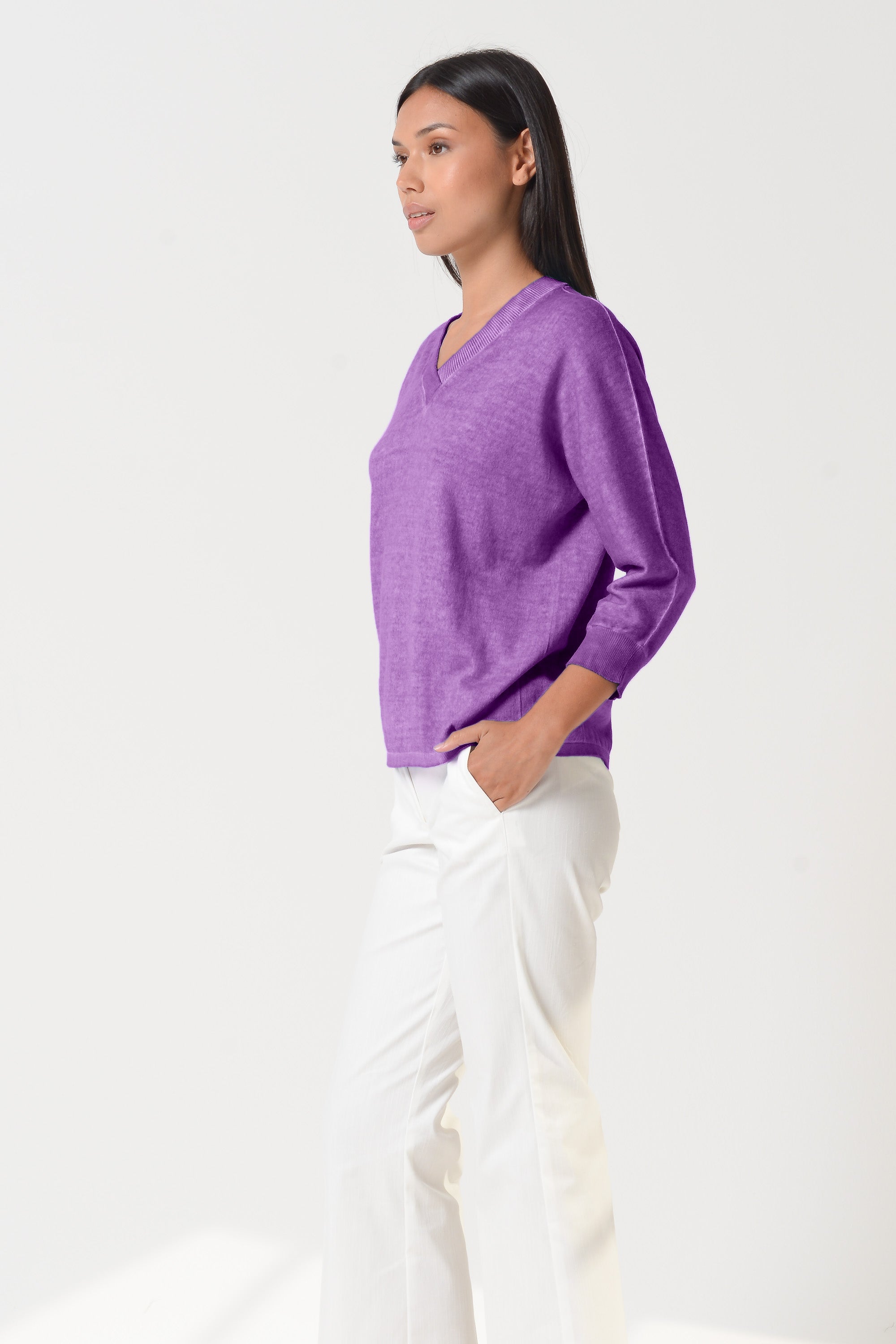 Anna V-Neck - Women's Short Sleeve Knit Sweater - Morado