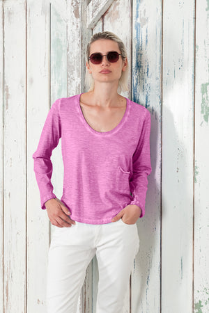 Vigole T-Shirt - Women's Long Sleeve Wide Neck T-Shirt - Candy