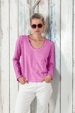 Vigole T-Shirt - Women's Long Sleeve Wide Neck T-Shirt - Candy