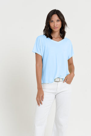 Noli T-Shirt - Women's Wide V-Neck T-Shirt - Viking