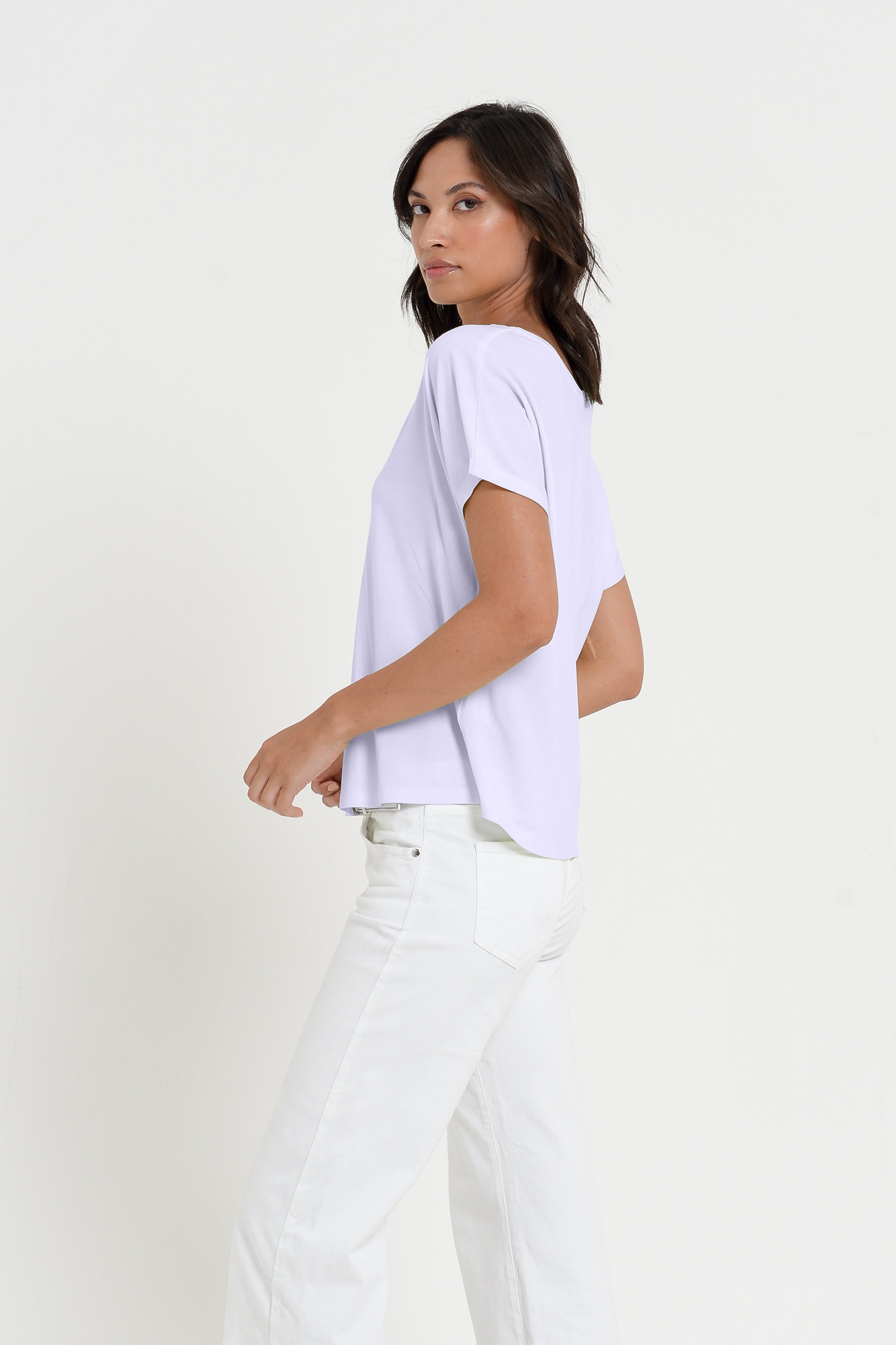Noli T-Shirt - Women's Wide V-Neck T-Shirt - Lilac