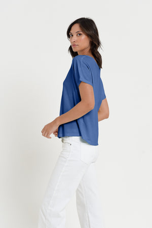 Noli T-Shirt - Women's Wide V-Neck T-Shirt - Pacific