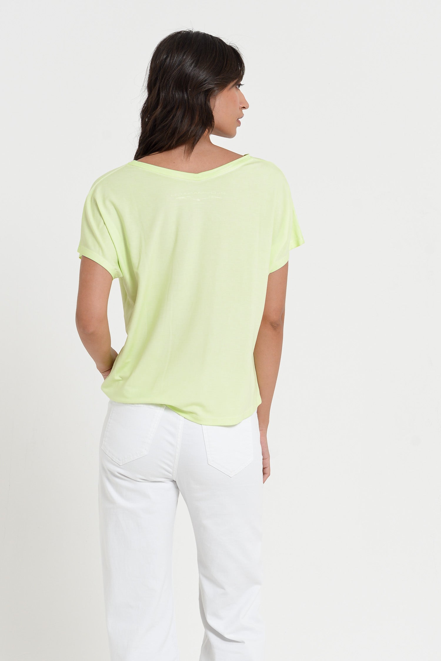 Noli T-Shirt - Women's Wide V-Neck T-Shirt - Margarita