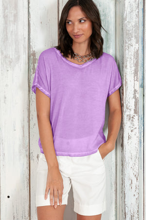 Vado T-Shirt - Women's Crewneck T-Shirt - Morado