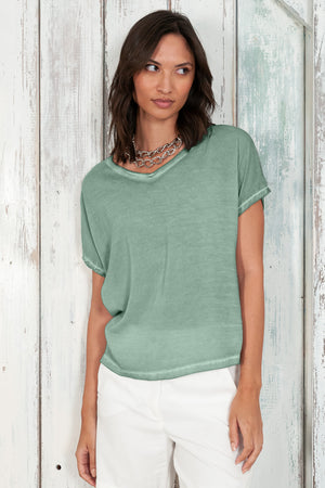 Vado T-Shirt - Women's Crewneck T-Shirt - Juniper