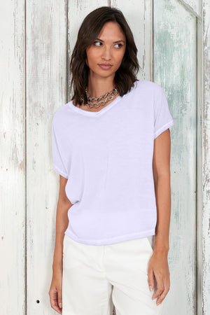 Vado T-Shirt - Women's Crewneck T-Shirt - Lilac