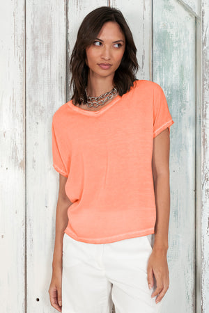 Vado T-Shirt - Women's Crewneck T-Shirt - Spritz