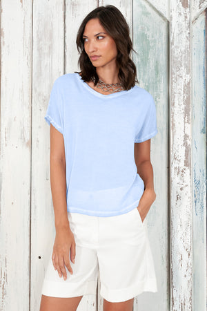 Vado T-Shirt - Women's Crewneck T-Shirt - Cielo