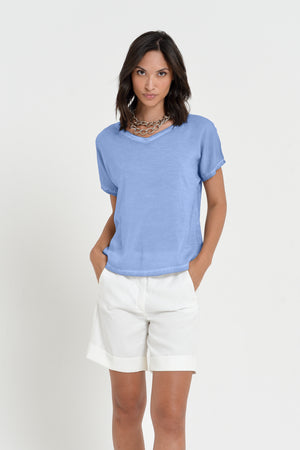 Vado T-Shirt - Women's Crewneck T-Shirt - Bay