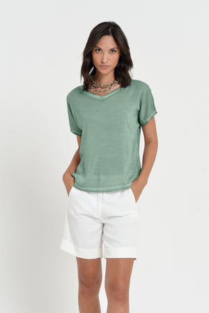 Vado T-Shirt - Women's Crewneck T-Shirt - Juniper