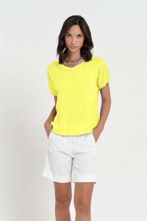 Vado T-Shirt - Women's Crewneck T-Shirt - Lime