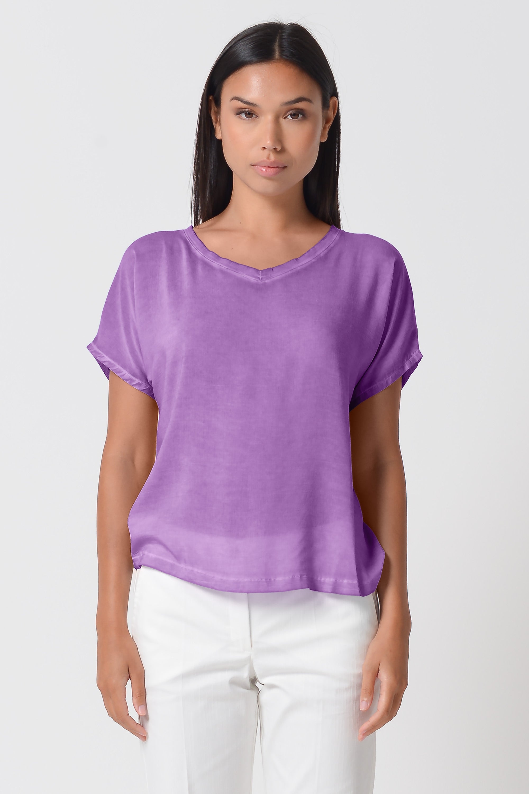 Vado T-Shirt - Women's Crewneck T-Shirt - Morado