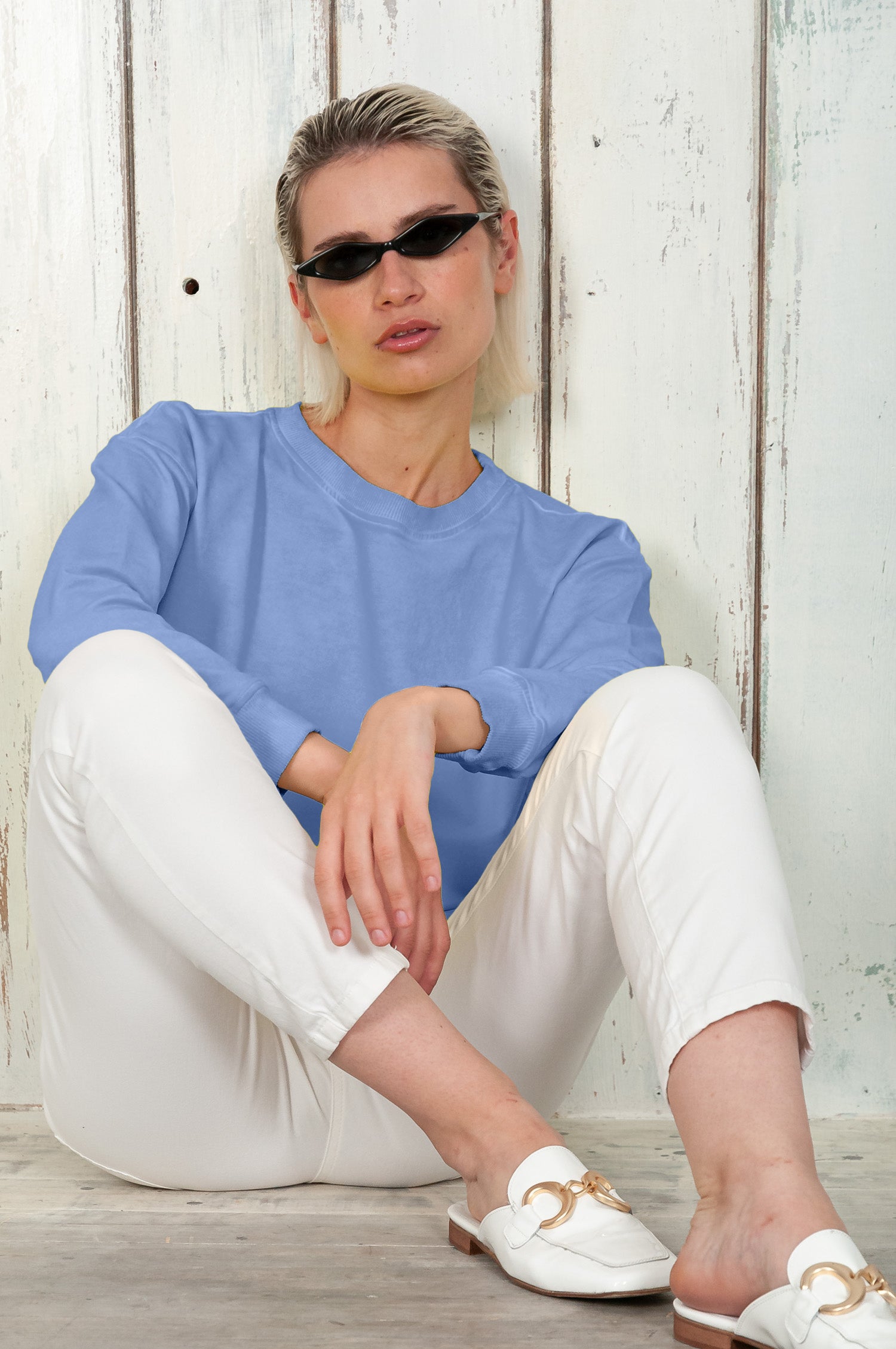 Roxie Sweatshirt - Women's Cropped Cotton Sweatshirt - Bay