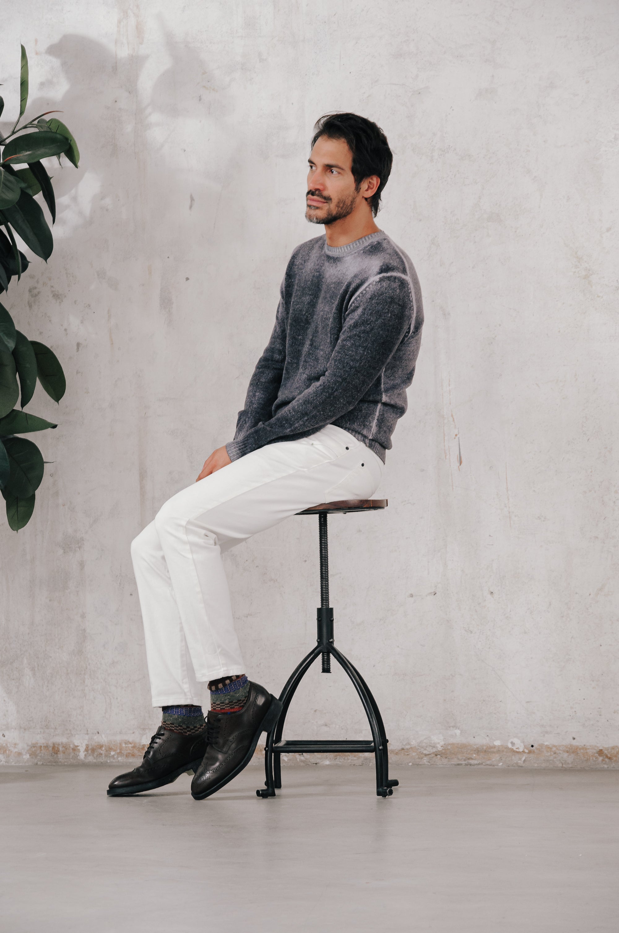 Holden Frost Art in Basalt