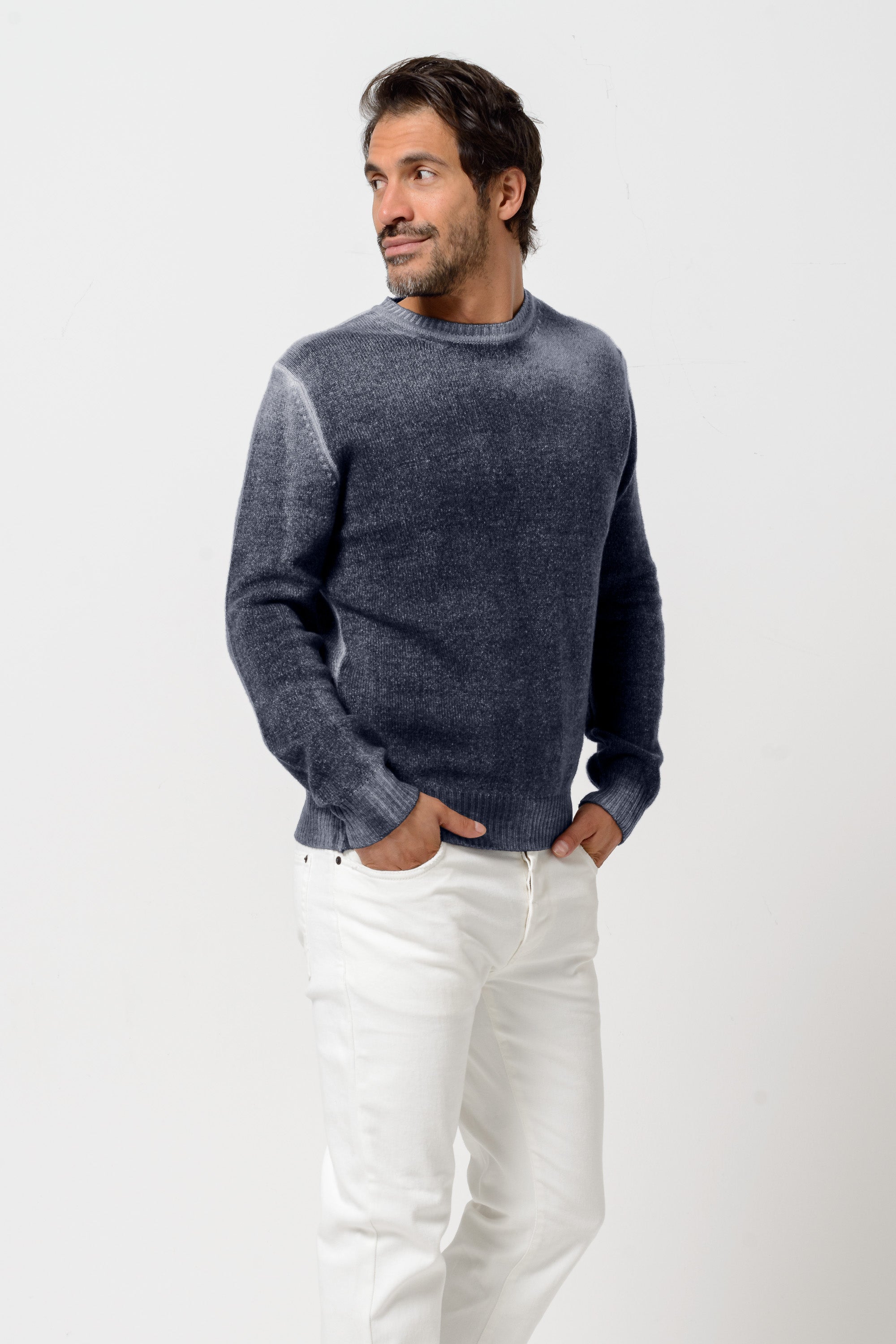 Holden Frost Art in Navy