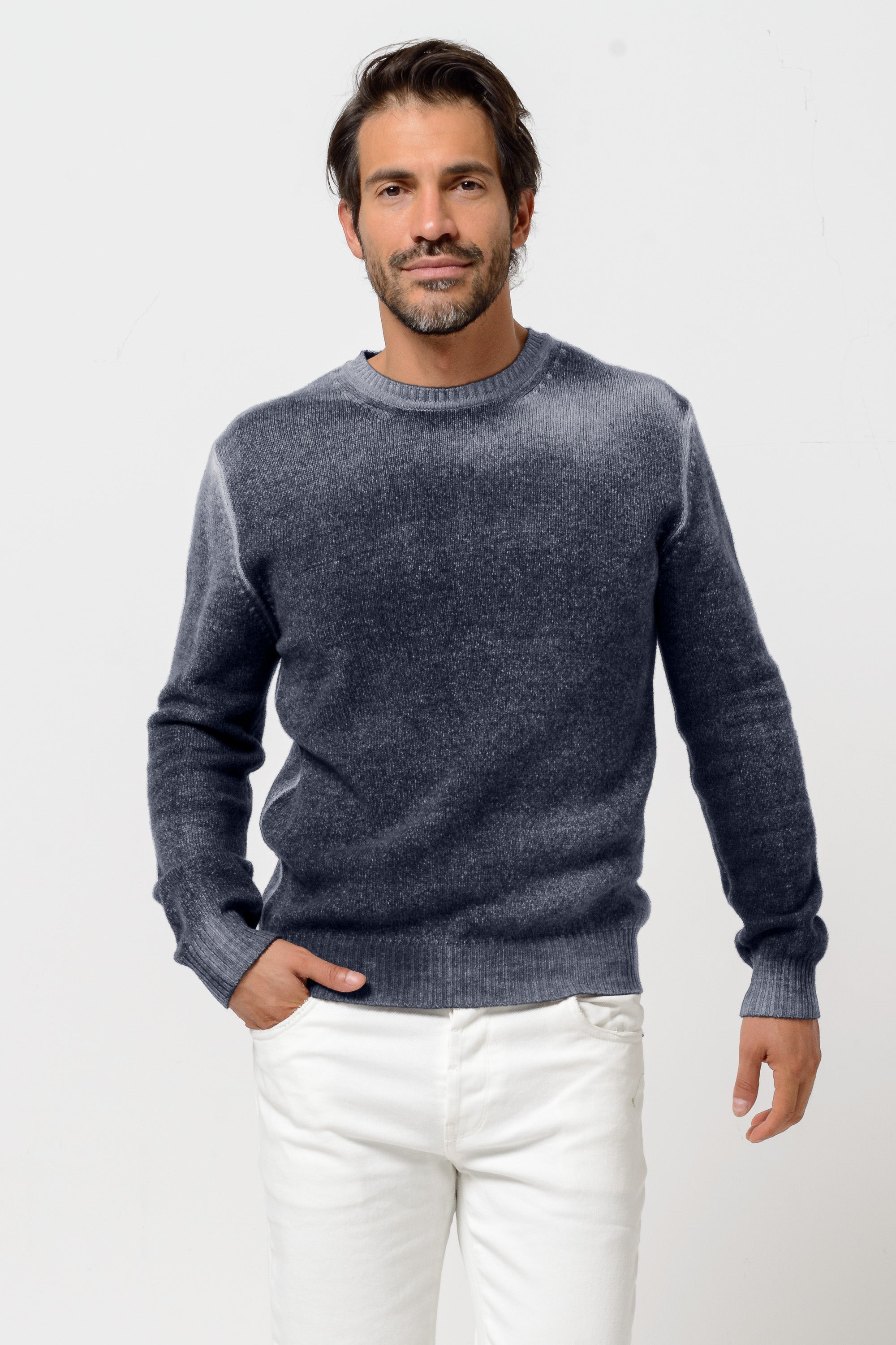 Holden Frost Art in Navy