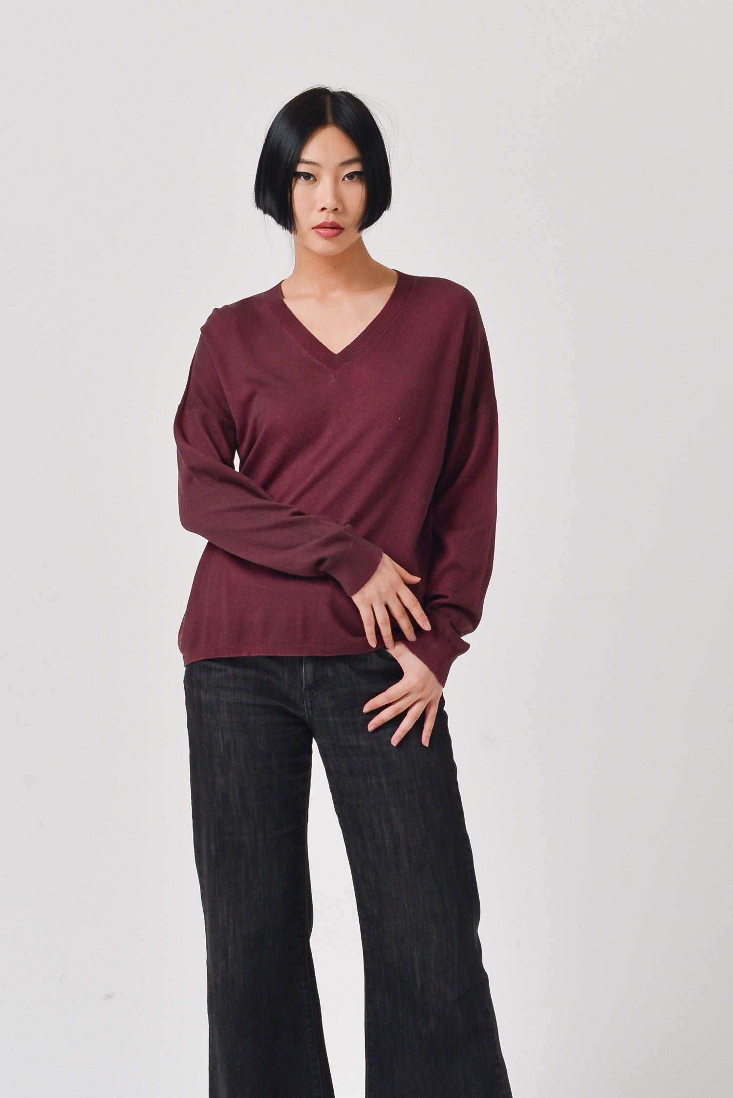 Annie Jewel V-neck Sweater - Ruby