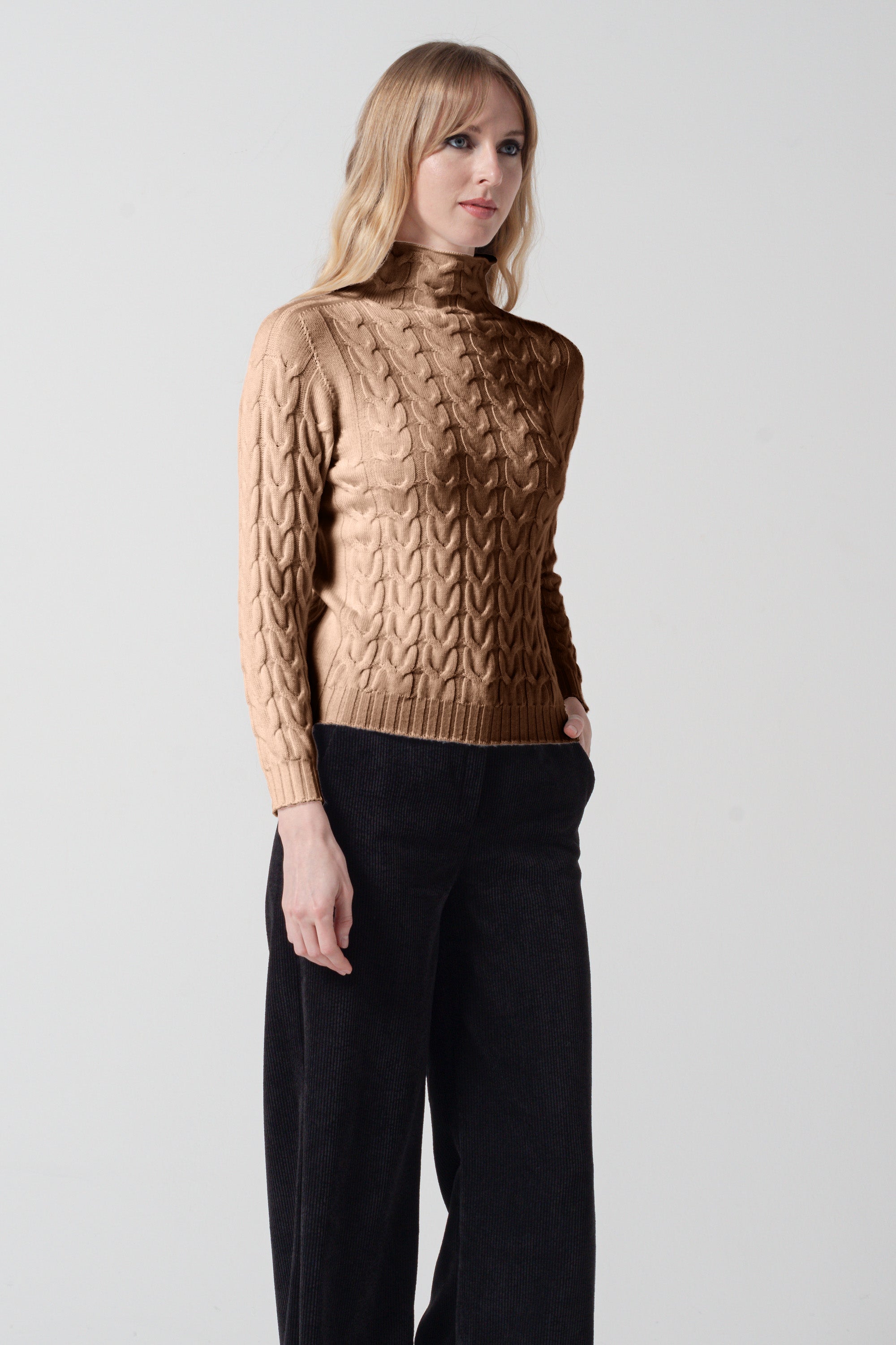 Sella Sweater - Wood