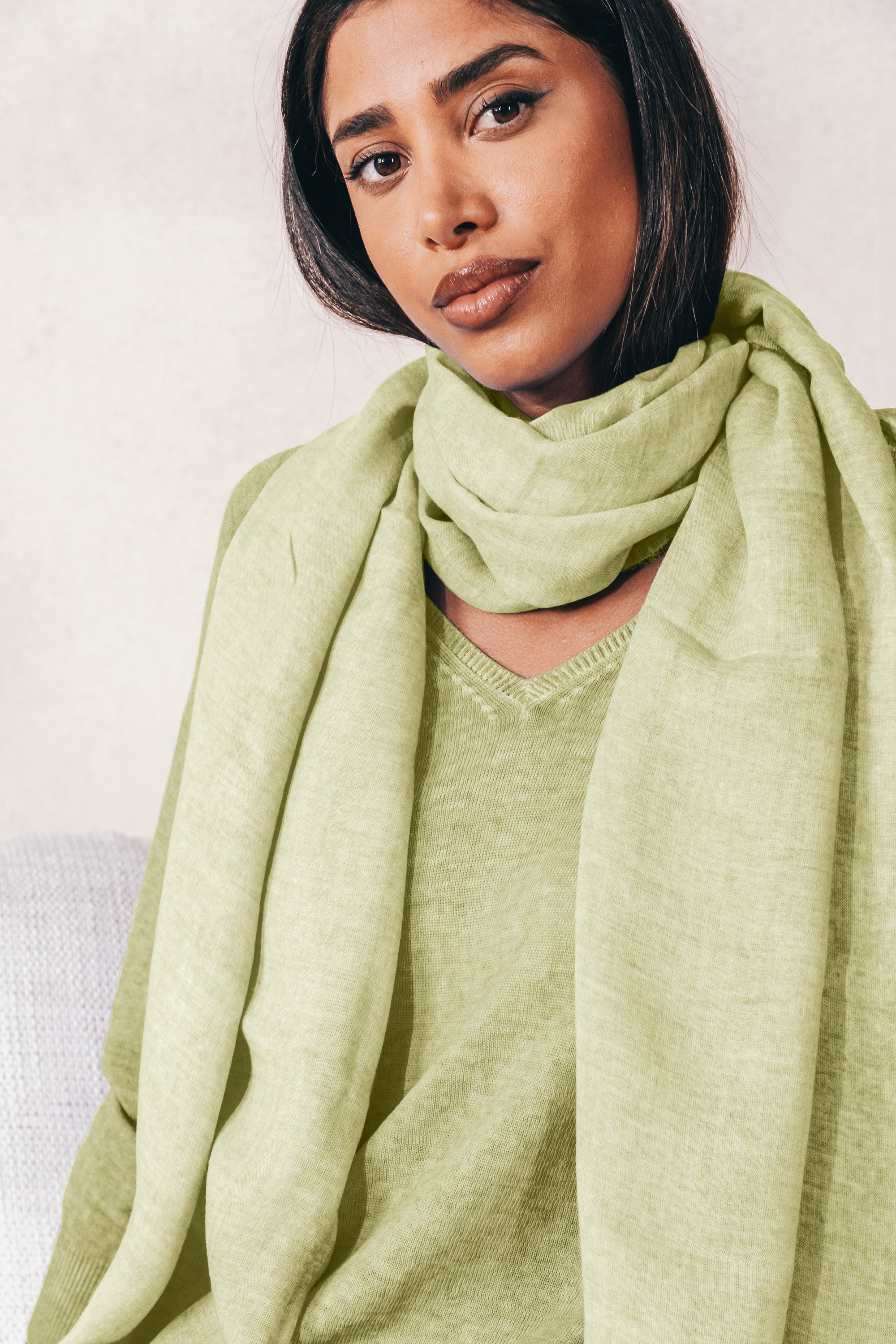 Piuma Scarf in Pera