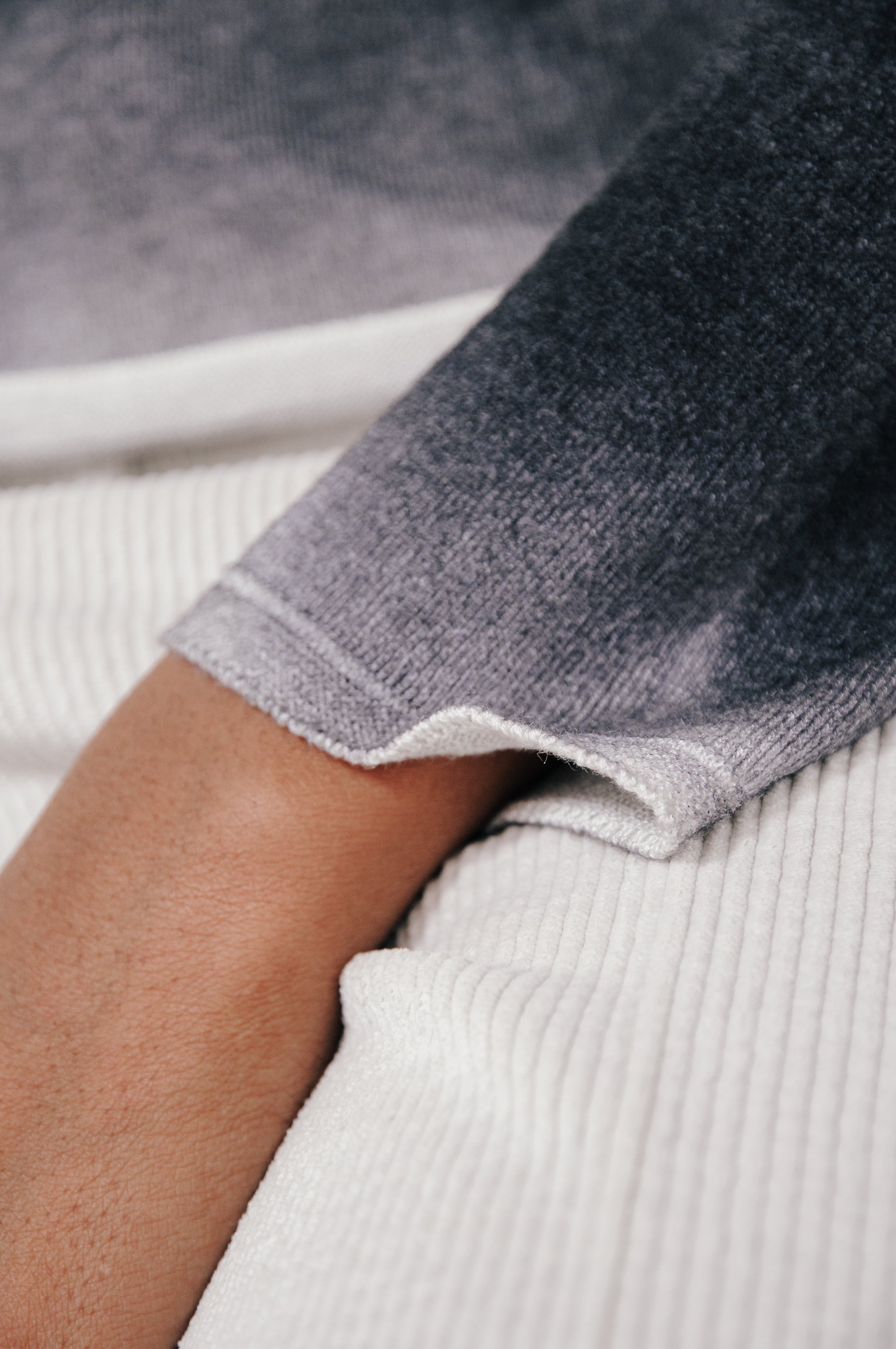 Bella Spray Art - Basalt