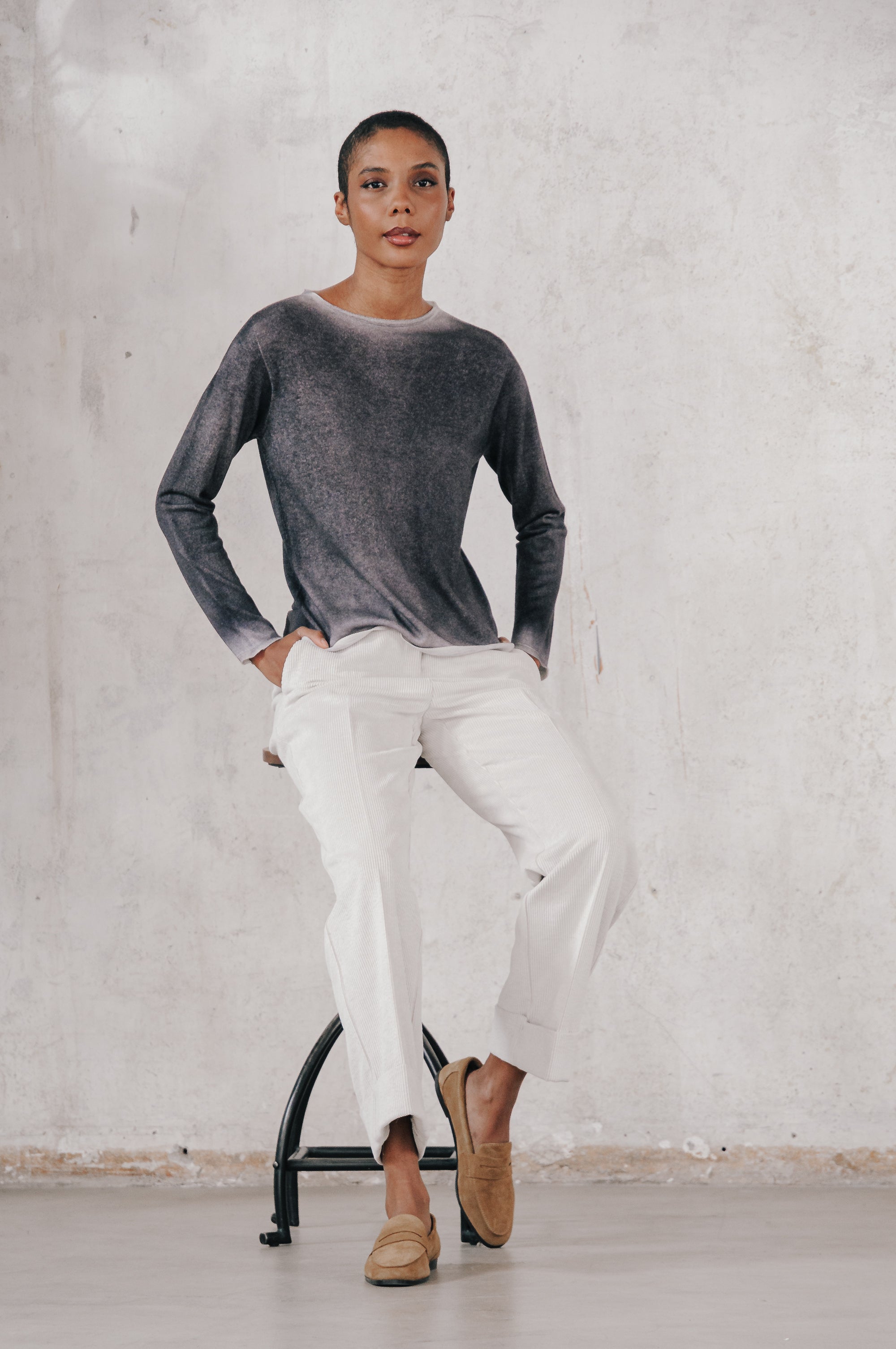 Bella Spray Art - Basalt