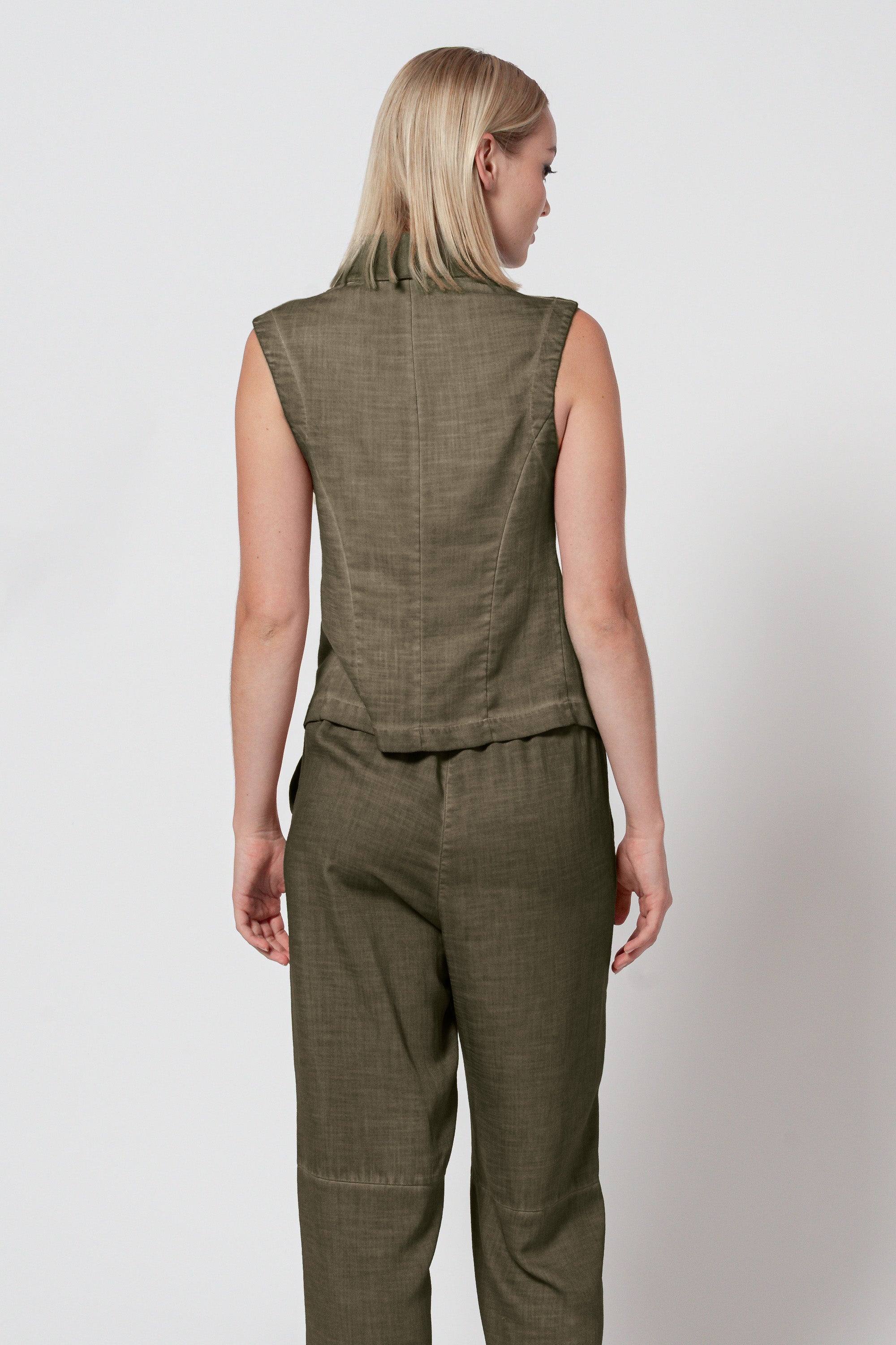 Firefly Vest - Cliff