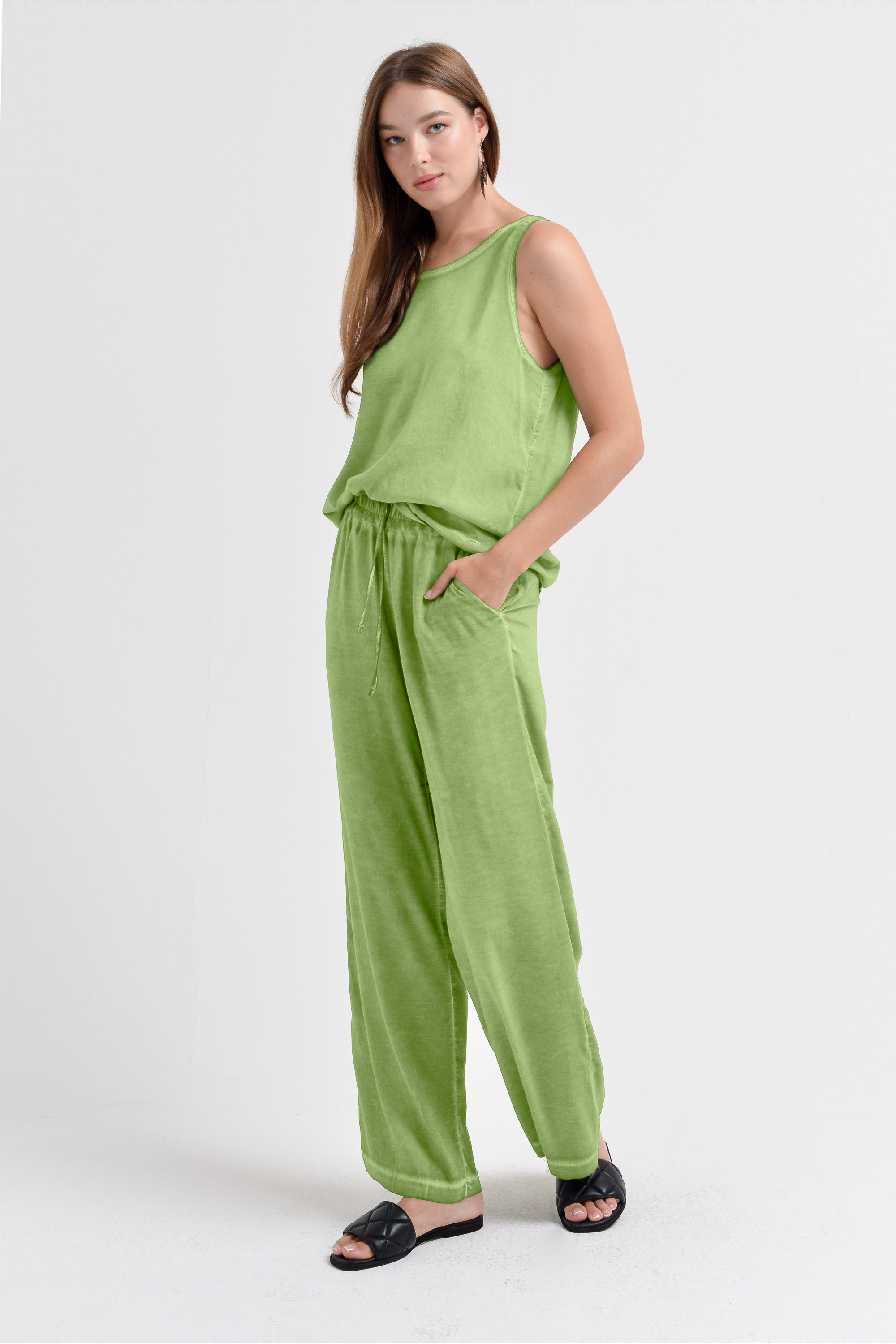 Billow Viscose Slacks - Kiwi