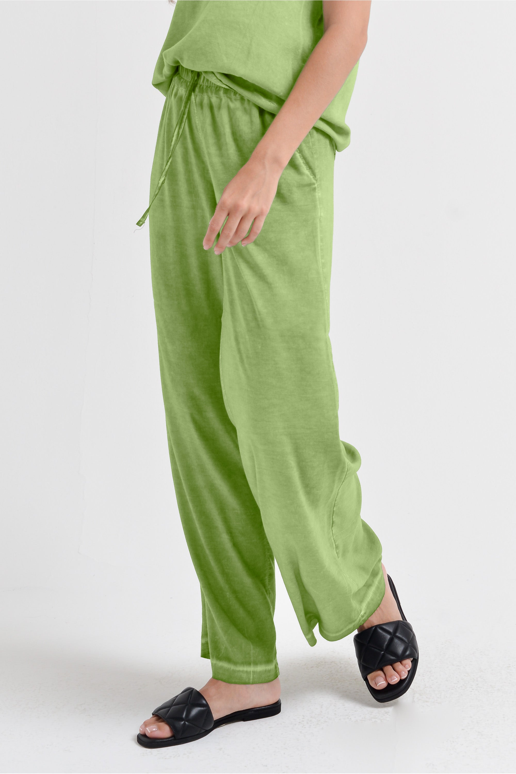 Billow Viscose Slacks - Kiwi