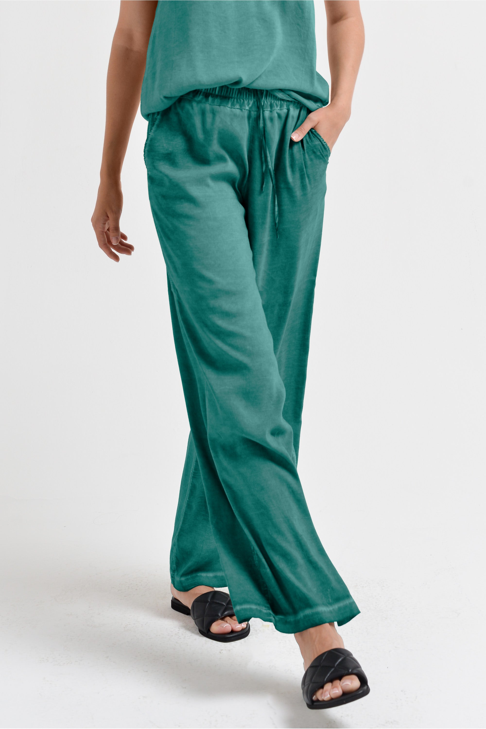 Billow Viscose Slacks - Bahama