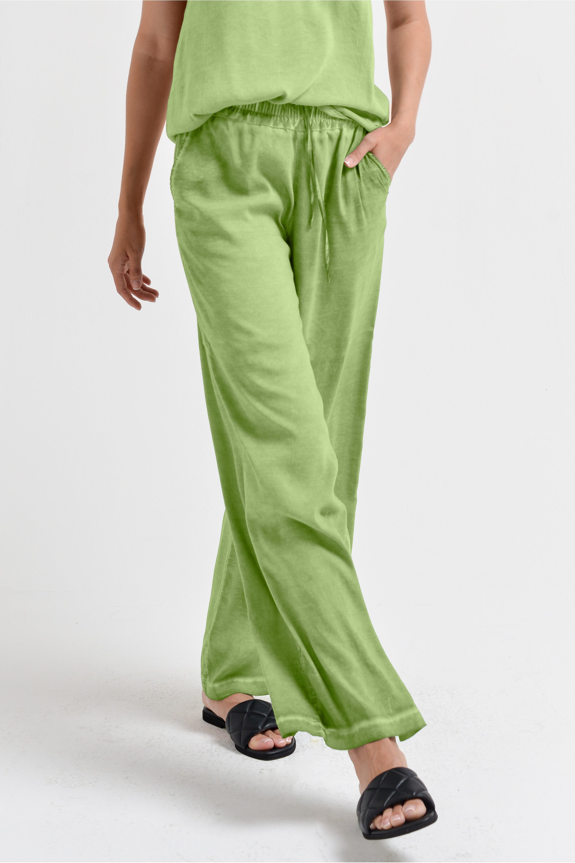 Billow Viscose Slacks - Kiwi