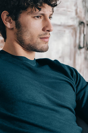 Gills Extra Fine Merino Crewneck Sweater - Hurricane