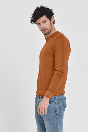 Gills Extra Fine Merino Crewneck Sweater - Caramel