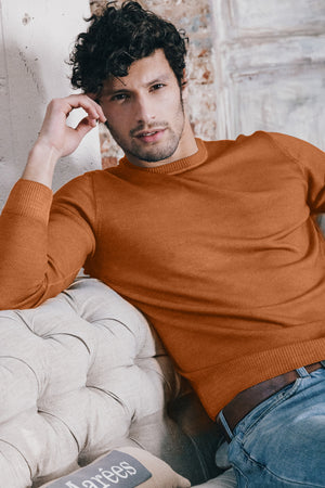 Gills Extra Fine Merino Crewneck Sweater - Caramel