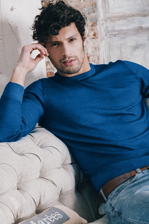 Gills Extra Fine Merino Crewneck Sweater - Royal