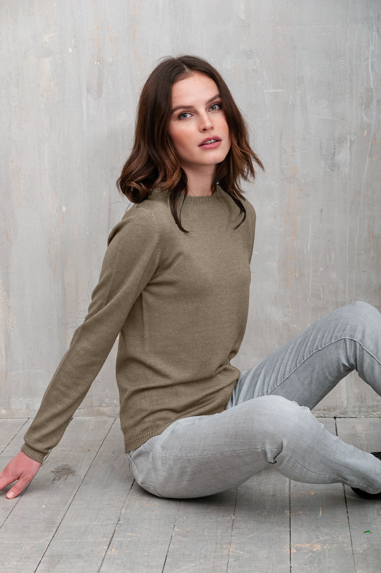 Melvich Crew Neck Sweater - Castoro