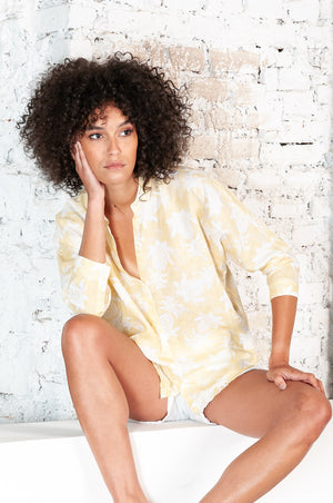 Ollie Blouse in Pineapple Print Linen - Samoa